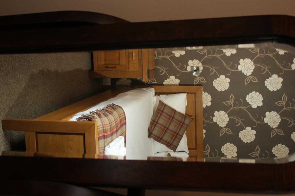 The Townhouse Hotel Арброт Экстерьер фото