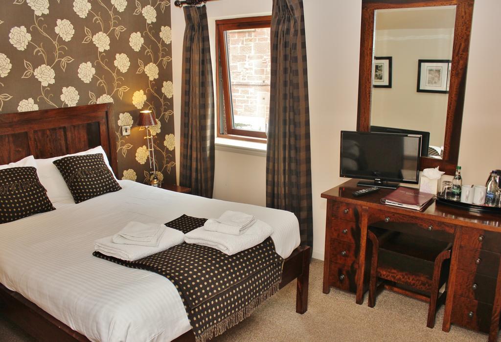 The Townhouse Hotel Арброт Экстерьер фото